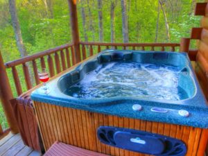 Rocky Top Log Cabin Gatlinburg Hot Tub