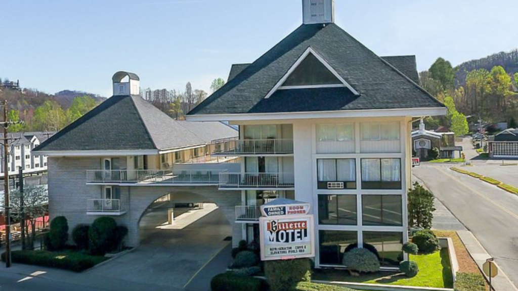 Read The Review Of The Gillette Motel - Gatlinburg Motel